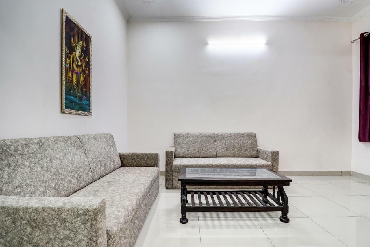 Oyo 38208 Hotel Prakash Kunj Lucknow Buitenkant foto